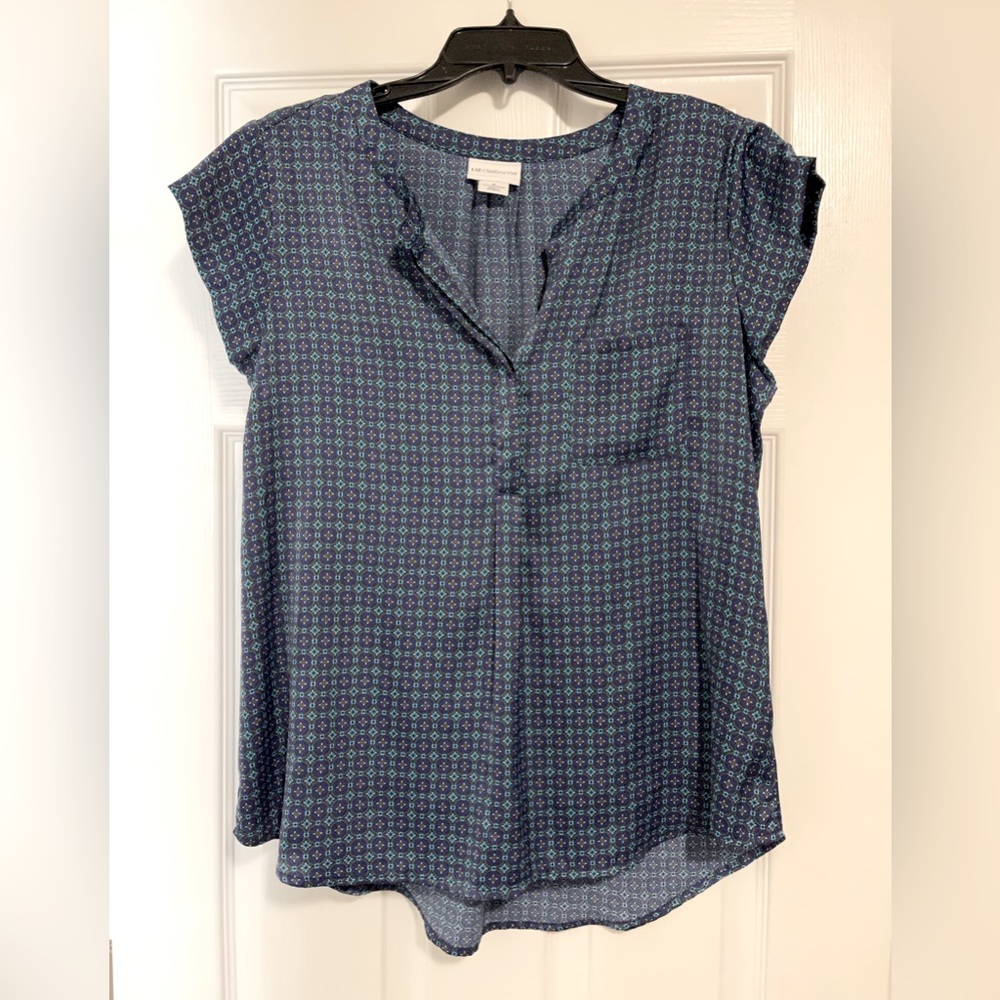 Liz Claiborne - Silky Patterned Blouse